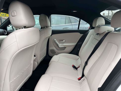Certified 2022 Mercedes-Benz A 220 4MATIC image 9