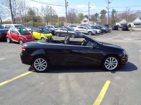 Used 2016 Volkswagen Eos Komfort image 5