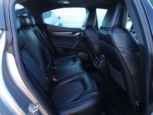 Used 2019 Maserati Ghibli S GranSport Q4 image 12