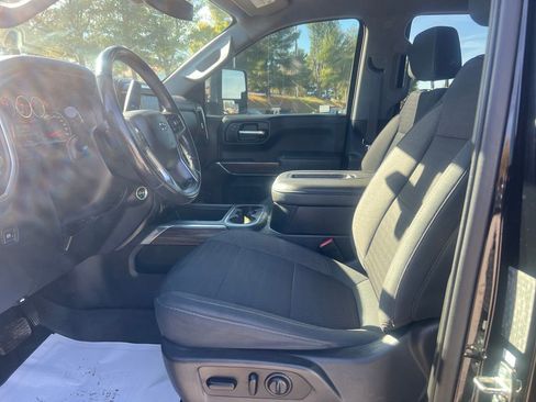 Used 2019 Chevrolet Silverado 1500 LT Trail Boss image 9