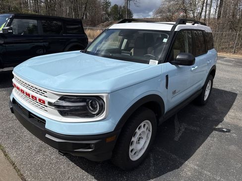 Used 2023 Ford Bronco Sport Heritage Limited image 6