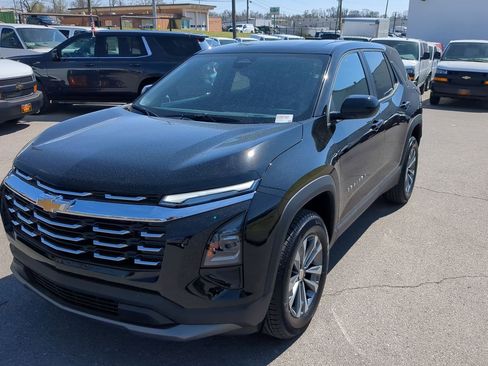 New 2026 Chevrolet Equinox LT w/ LPO, Floor Liner Package image 4