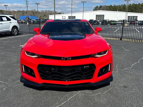 Used 2022 Chevrolet Camaro ZL1 image 3