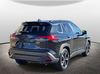 Used 2023 Toyota Corolla Cross XSE w/ Convenience Package video 2