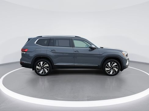 New 2026 Volkswagen Atlas SEL image 2