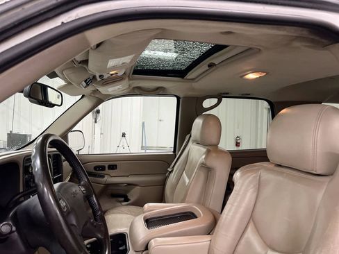 Used 2004 GMC Yukon SLT w/ 1SD Preferred Equipment Group image 17