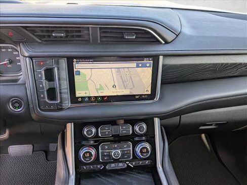 Used 2021 GMC Yukon Denali w/ Denali Premium Package image 15