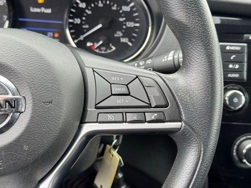 Used 2021 Nissan Rogue Sport S image 24