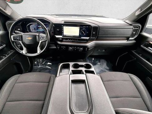 Used 2024 Chevrolet Silverado 3500 LT image 15