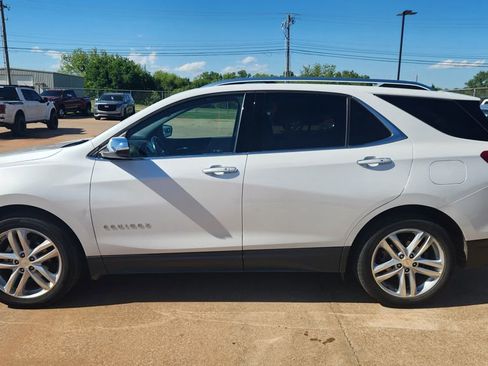 Used 2018 Chevrolet Equinox Premier FWD image 7