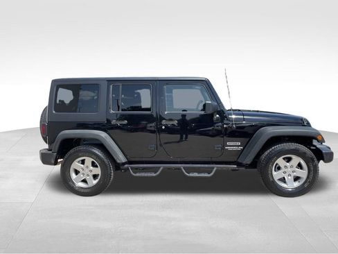 Used 2016 Jeep Wrangler Unlimited Sport w/ Quick Order Package 24S AWD/4WD image 4