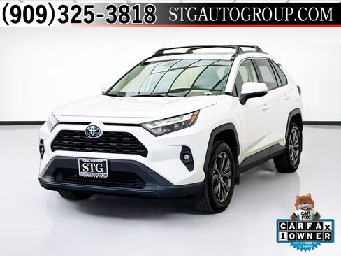 Used 2022 Toyota RAV4 XLE Premium image 1