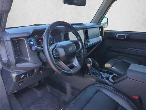 Used 2025 Ford Bronco Badlands AWD/4WD image 8