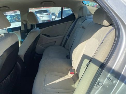 Used 2011 Kia Optima LX image 17