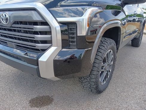 Used 2025 Toyota Tundra Limited AWD/4WD image 9