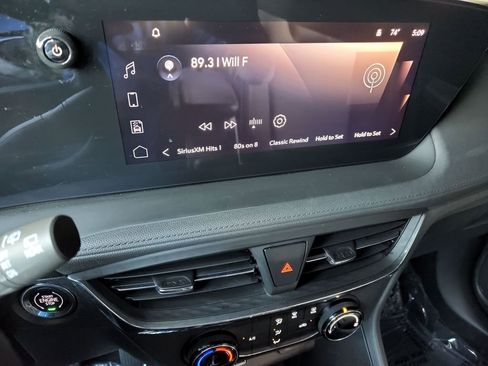 Used 2025 Buick Encore GX Preferred image 31