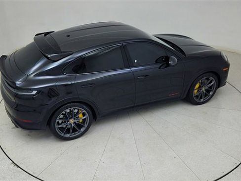 Used 2024 Porsche Cayenne Turbo GT image 85