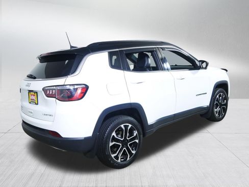 Used 2023 Jeep Compass Limited AWD/4WD image 7