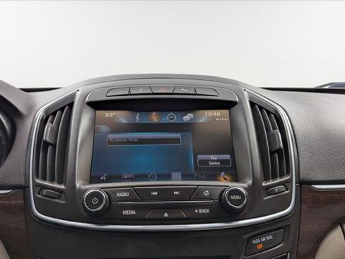 Used 2016 Buick Regal Premium image 27