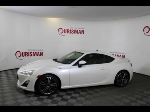 Used 2013 Scion FR-S RWD image 3