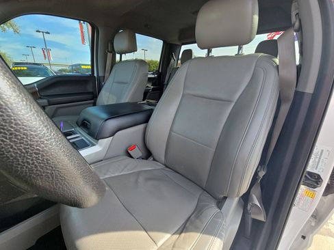 Used 2016 Ford F150 Lariat image 11