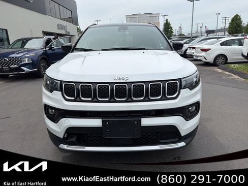 Used 2023 Jeep Compass Limited w/ Elite Group AWD/4WD image 4