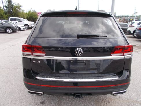 Used 2023 Volkswagen Atlas SE FWD image 8