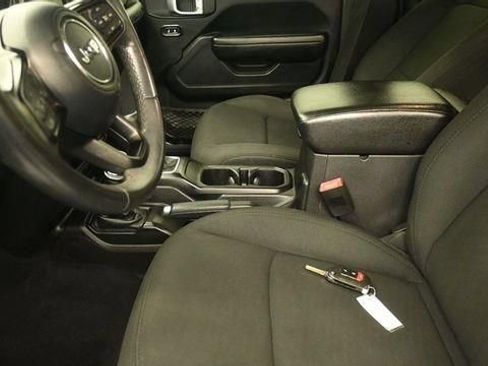 Used 2019 Jeep Wrangler Unlimited Sport S AWD/4WD image 24