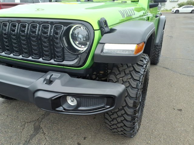 Certified 2025 Jeep Wrangler Sport AWD/4WD image 4