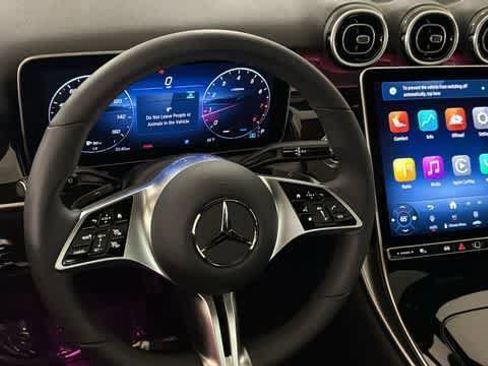 Used 2026 Mercedes-Benz GLC 300 GLC 300 image 27