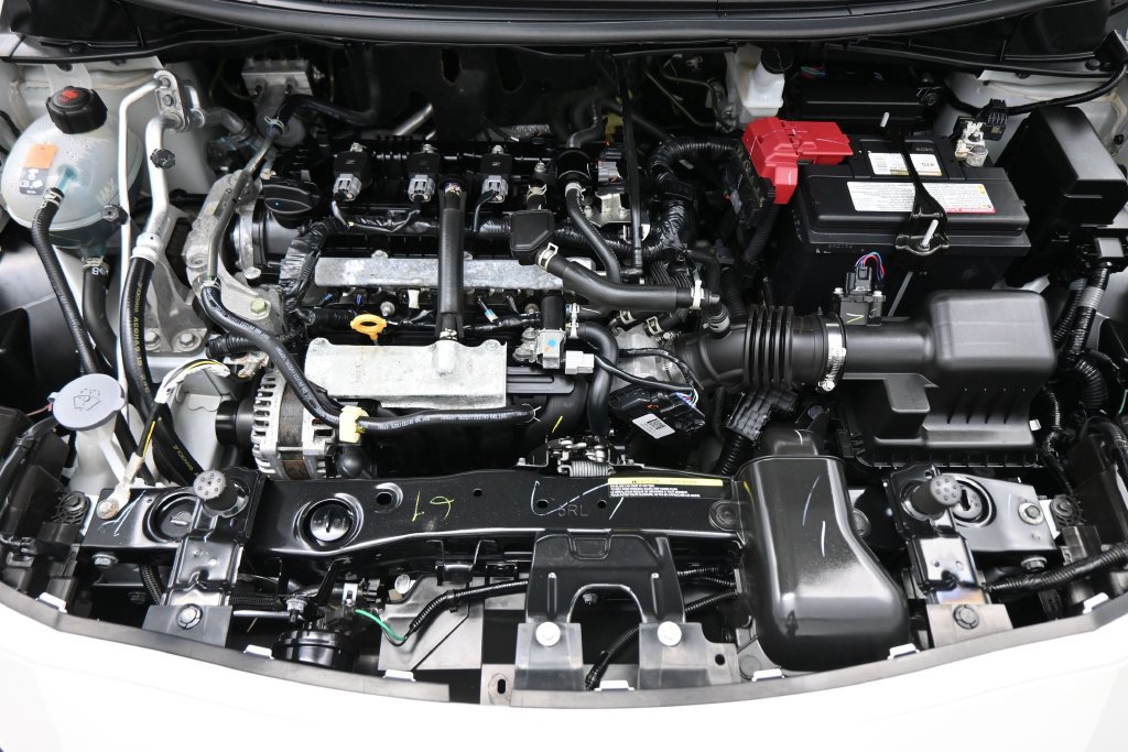 Used 2024 Nissan Versa SV w/ Trunk Package FWD image 18