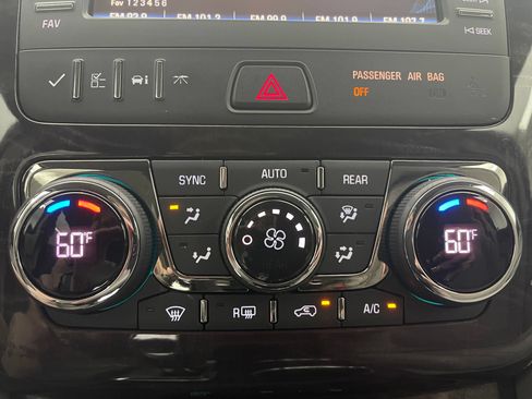 Used 2015 Buick Enclave Convenience FWD image 24