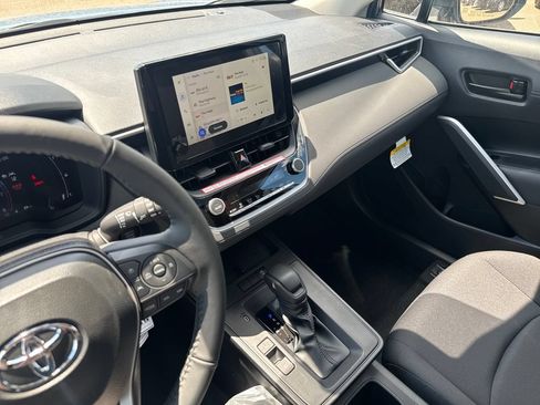 New 2026 Toyota Corolla Cross LE AWD/4WD image 25