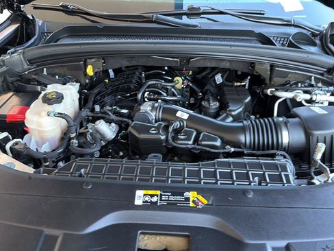 Used 2023 Jeep Grand Cherokee Altitude AWD/4WD image 35