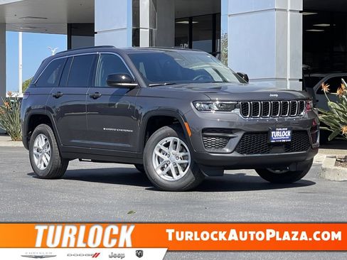New 2026 Jeep Grand Cherokee Laredo X AWD/4WD image 1