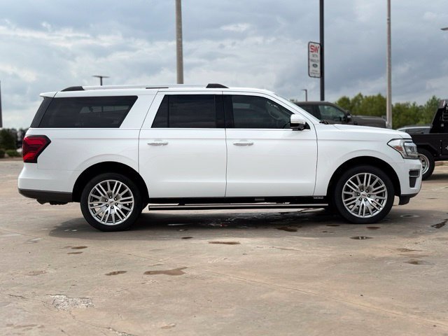 Used 2024 Ford Expedition Max Limited AWD/4WD image 8