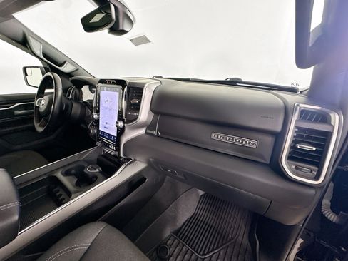 Used 2024 RAM 1500 Big Horn AWD/4WD image 34
