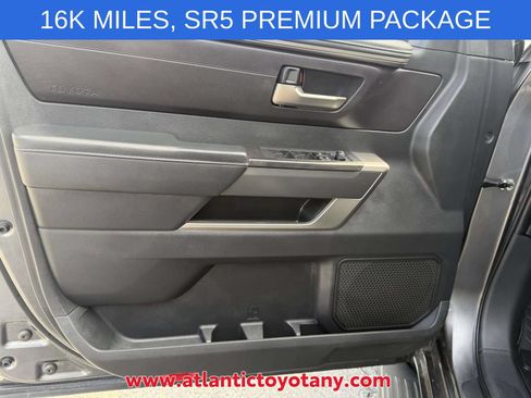 Used 2024 Toyota Sequoia SR5 w/ SR5 Premium Package AWD/4WD image 22