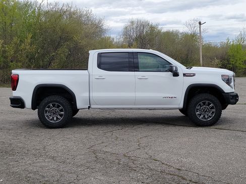 New 2026 GMC Sierra 1500 AT4X AWD/4WD image 8