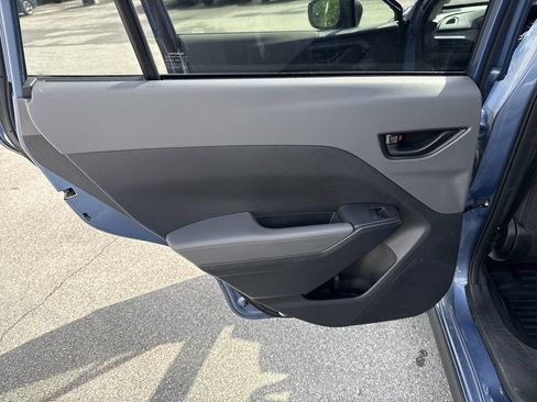 Used 2024 Subaru Crosstrek 2.0i w/ Crosstrek Mirror Package AWD/4WD image 21