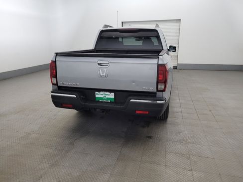 Used 2017 Honda Ridgeline RTL-T image 7