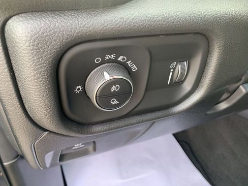 Used 2022 RAM 1500 Big Horn image 13