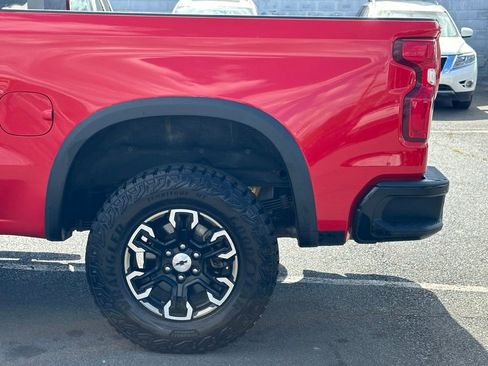 Used 2023 Chevrolet Silverado 1500 ZR2 w/ Technology Package AWD/4WD image 38