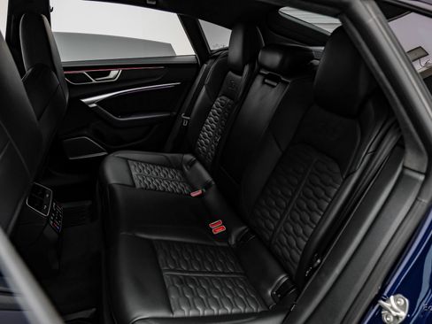 Used 2021 Audi RS 7 Sportback w/ Carbon Optic Package AWD/4WD image 82