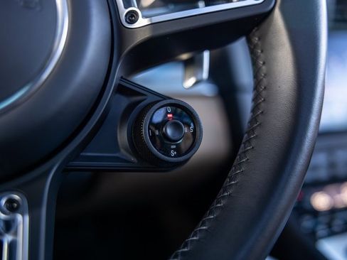 Used 2018 Porsche 911 Targa 4S image 29