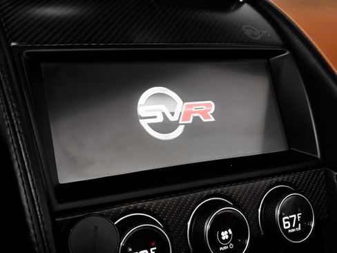 Used 2019 Jaguar F-TYPE SVR image 27