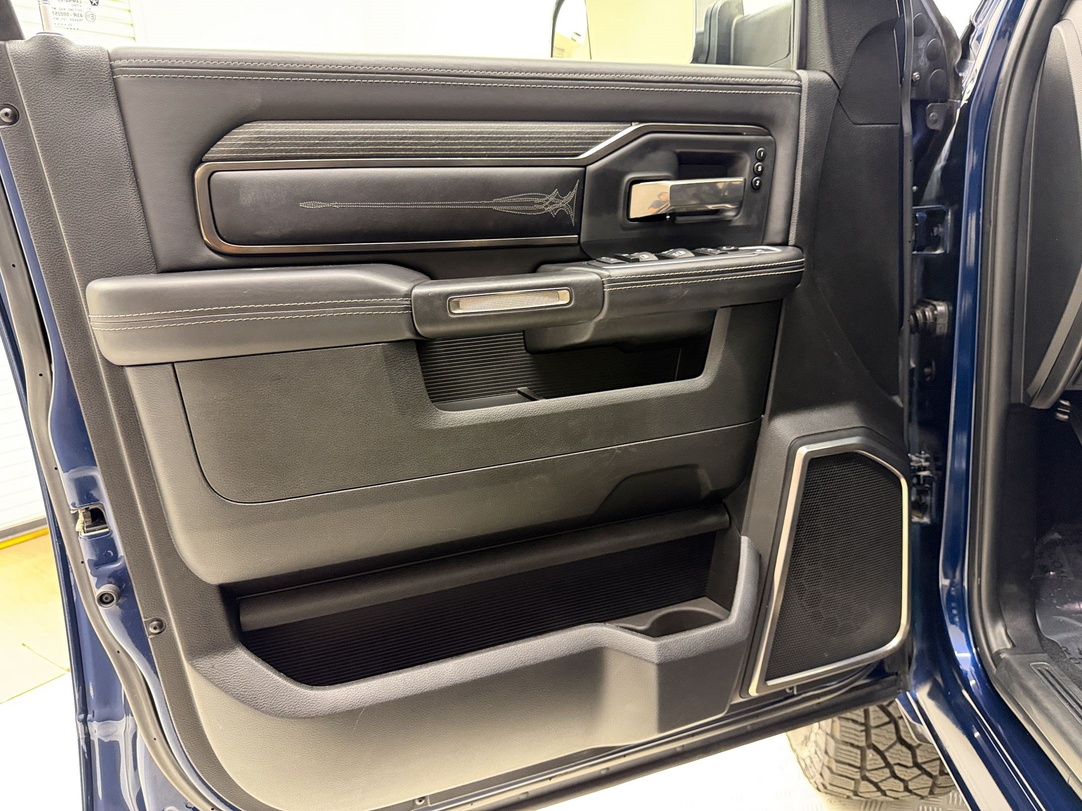 Used 2020 RAM 2500 Limited w/ Safety Group AWD/4WD image 14