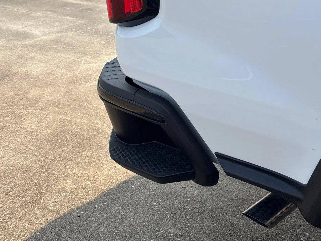 New 2026 Chevrolet Colorado Trail Boss AWD/4WD image 11