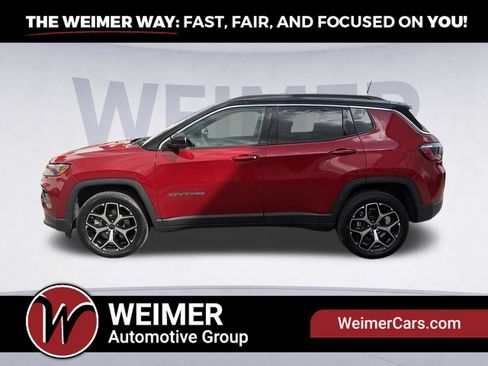 Used 2025 Jeep Compass Limited AWD/4WD image 8
