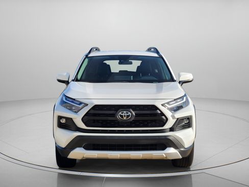 Used 2024 Toyota RAV4 Adventure AWD/4WD image 6